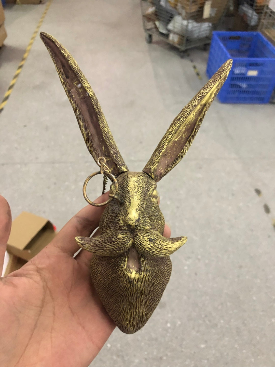 Elegant Bronze Animal Pendants for Home Decor