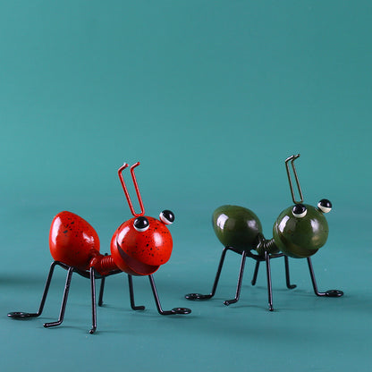 Metal Ant Garden Decor Insect Wall Art 3D Sculpture Cute Hanging Decoration for Yard Outdoor Indoor Home