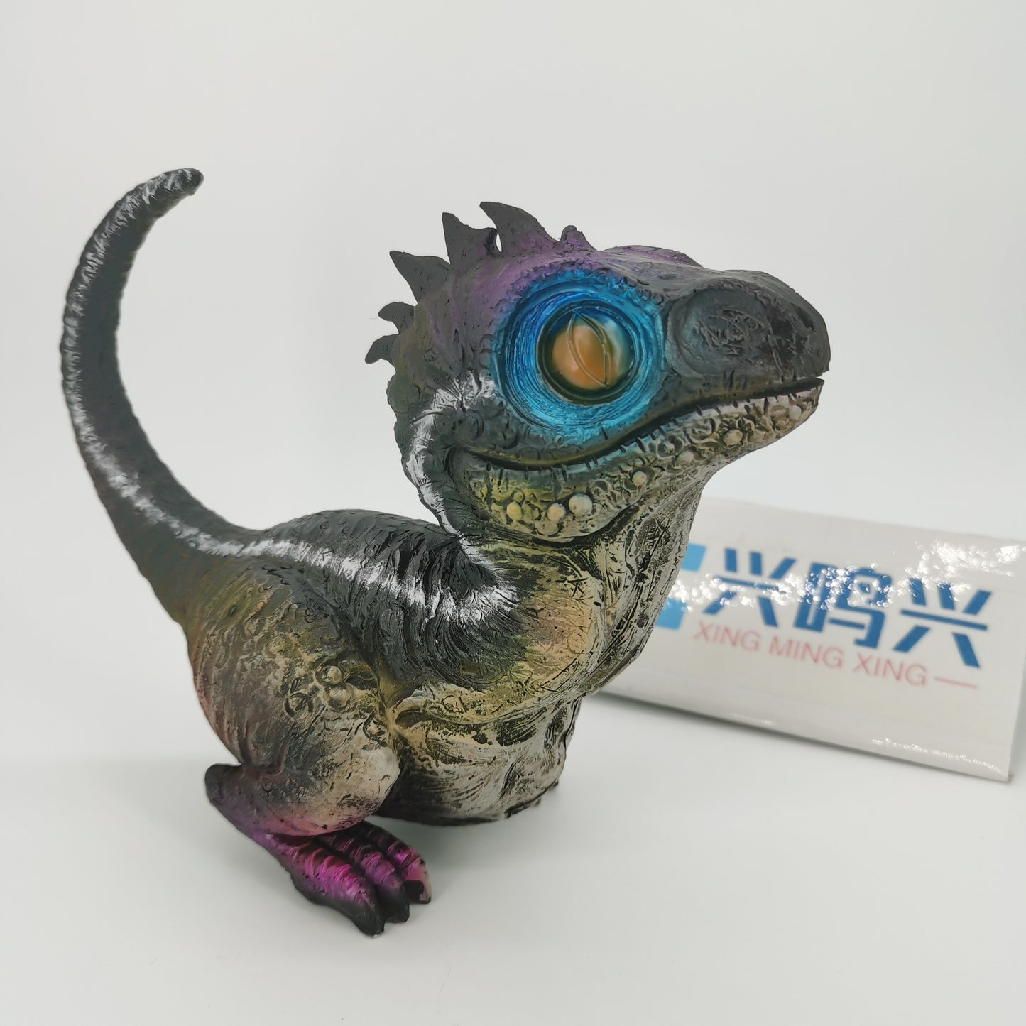 Cute Dinosaur Garden Statues - Realistic Resin Velociraptor Ornament
